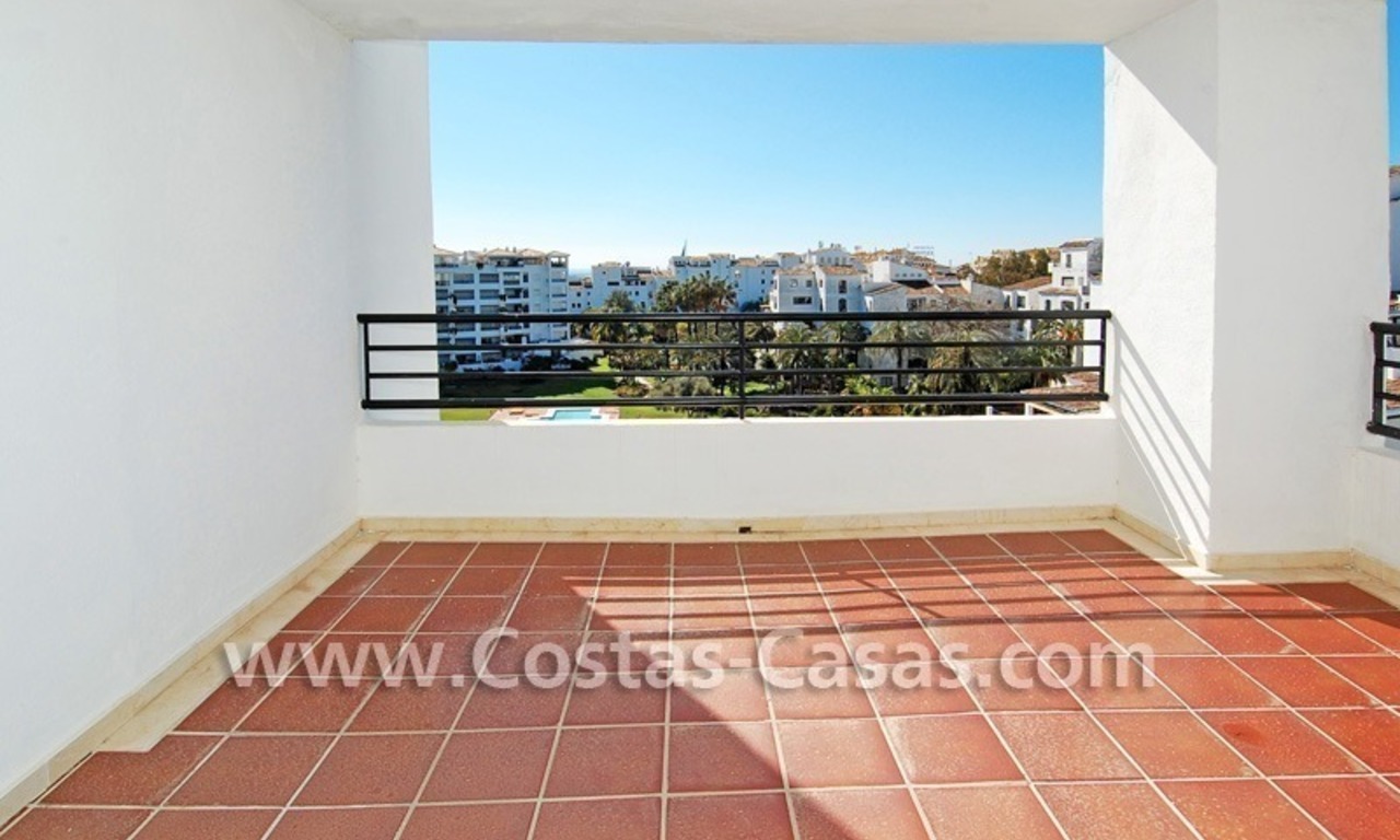 Double appartement penthouse à acheter dans le centre de Puerto Banus, Marbella 7
