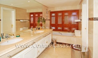 Appartement de luxe à vendre dans La Alzambra à Puerto Banús - Marbella 9