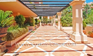 Grand rez de chaussée de luxe à vendre à Nueva Andalucía - Marbella 2