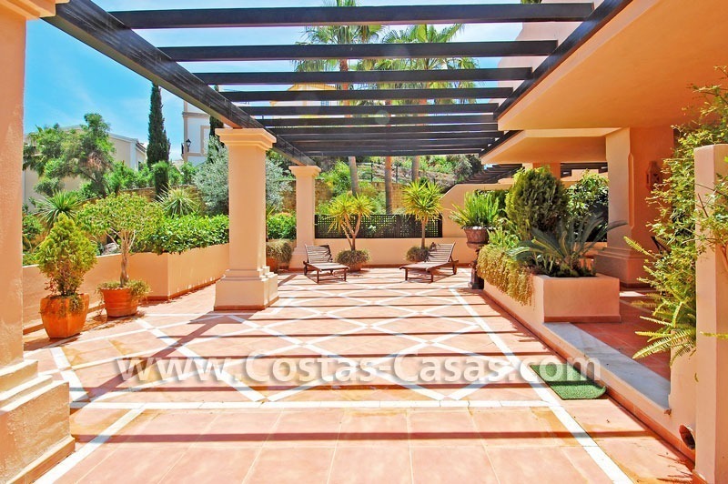Grand rez de chaussée de luxe à vendre à Nueva Andalucía - Marbella