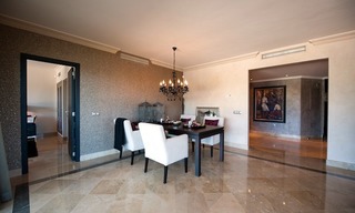 Large appartement de luxe à vendre sur un complexe de golf dans la zone de Marbella - Benahavis - Estepona 13