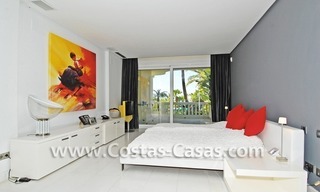 Appartement exclusif en première ligne de plage à vendre, Estepona - Marbella 28