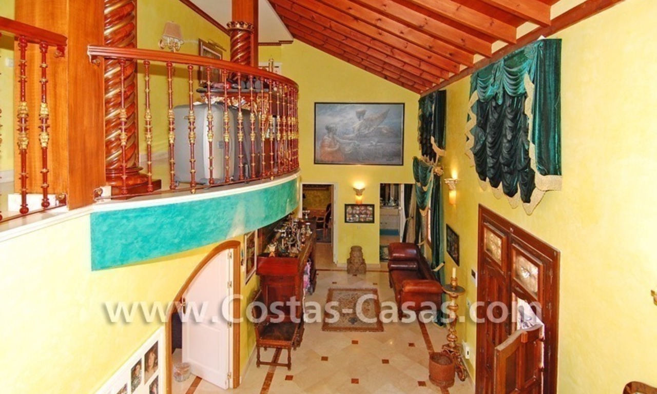 Villa de luxe majestique à vendre à Camojan, Marbella 13
