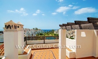 Appartement penthouse de 4 chambres à vendre dans un complexe en première ligne de plage à Marbella 2