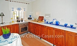 Villa de plage de style andalou à vendre dans un complexe de villas dans l' Ouest de Marbella 5