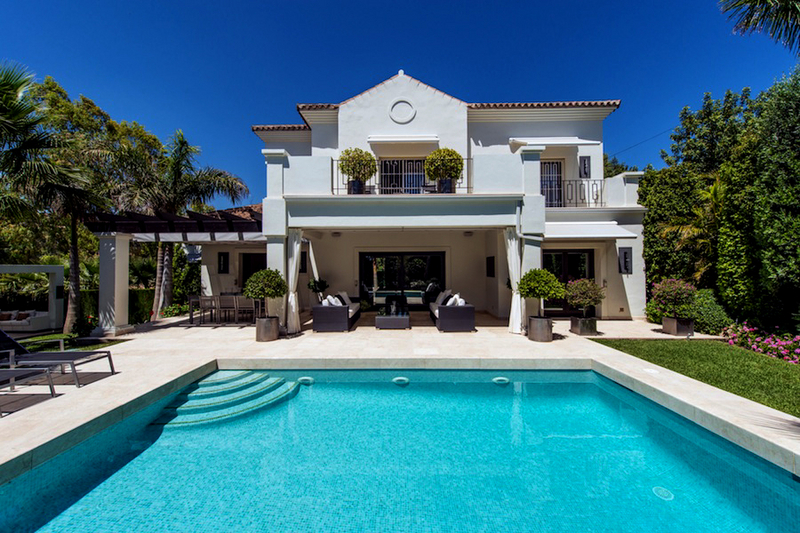 Nouvelle villa de luxe à acheter dans la zone de Marbella - Benahavis