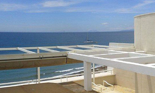 Grand penthouse double à vendre, en première ligne de plage, entre Marbella et Estepona 3