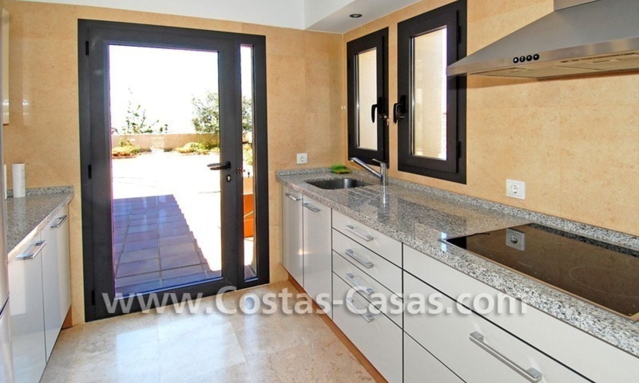 Maisons modernes à vendre dans la région de Marbella - Benahavis sur la Costa del Sol 18