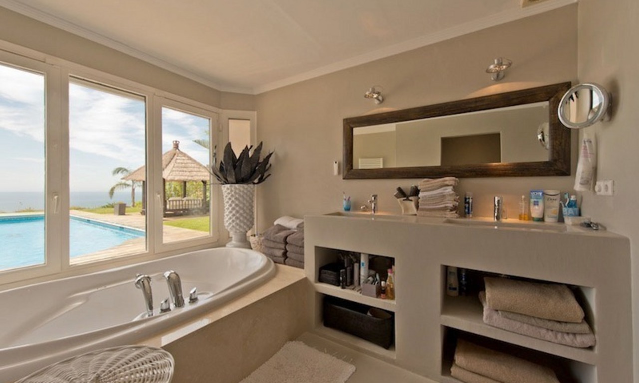 Villa moderne de luxe à vendre à Benalmadena, Costa del Sol 18