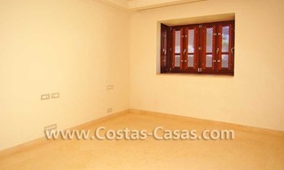  Appartement de plage luxueux à vendre dans un complexe sur la nouvelle Mille d' Or dans la zone entre Marbella et Estepona centre 16