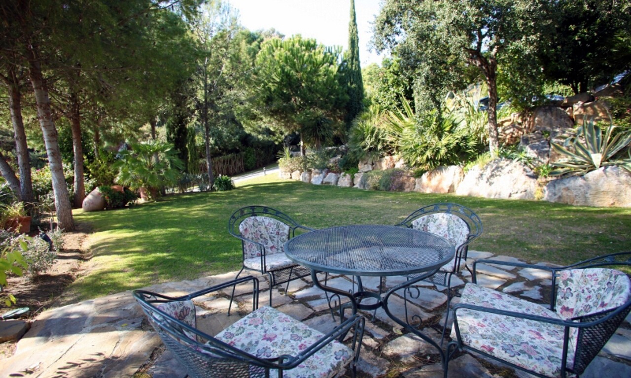 Villa de luxe à vendre dans un complexe de golf dans la zone de Marbella - Benahavis 2