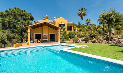Villa de luxe à vendre sur un complexe de golf dans la zone de Marbella - Benahavis 