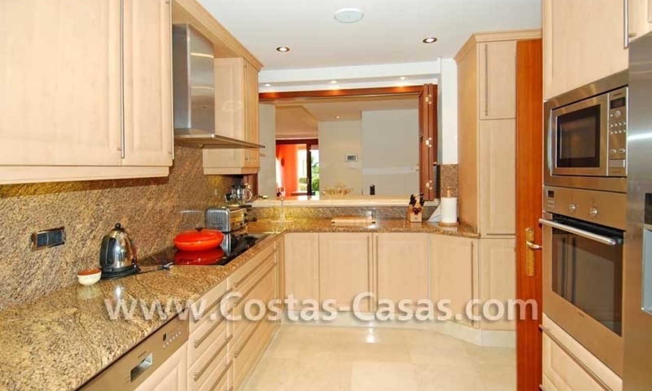 Rez de chaussee de luxe à vendre, première ligne de plage, nouvelle Mille d' O, Puerto Banús - Estepona 7