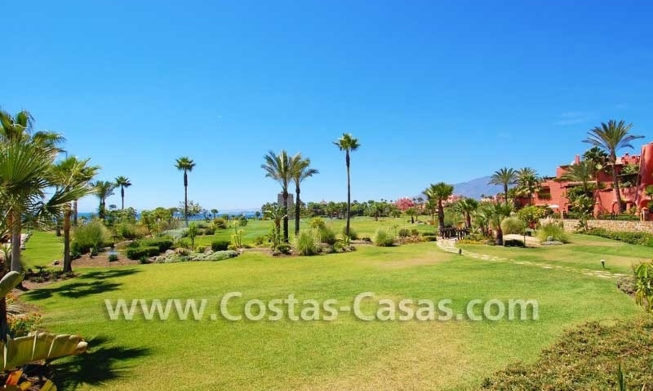 Rez de chaussee de luxe à vendre, première ligne de plage, nouvelle Mille d' O, Puerto Banús - Estepona 1