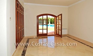  Nouvelle villa de style andalou moderne à vendre, complexe de golf, nouvelle Mille d' Or, Puerto Banús - Marbella, Benahavis - Estepona 14