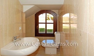  Nouvelle villa de style andalou moderne à vendre, complexe de golf, nouvelle Mille d' Or, Puerto Banús - Marbella, Benahavis - Estepona 20
