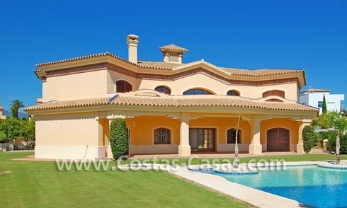  Nouvelle villa de style andalou moderne à vendre, complexe de golf, nouvelle Mille d' Or, Puerto Banús - Marbella, Benahavis - Estepona 