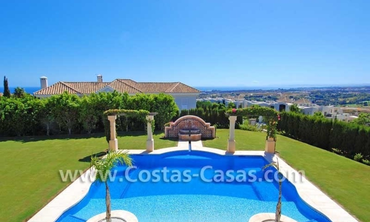 Nouvelle villa de style andalou moderne à vendre, complexe de golf, nouvelle Mille d' Or, Puerto Banús - Marbella, Benahavis - Estepona 6