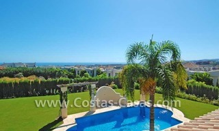 Nouvelle villa de style andalou à acheter, complexe de golf, nouvelle mille d' Or, Puerto Banús - Marbella, Benahavis - Estepona 25