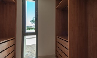 Appartement de style moderne à vendre, dans un complexe de golf dans la zone de Marbella - Benahavis - Estepona 12