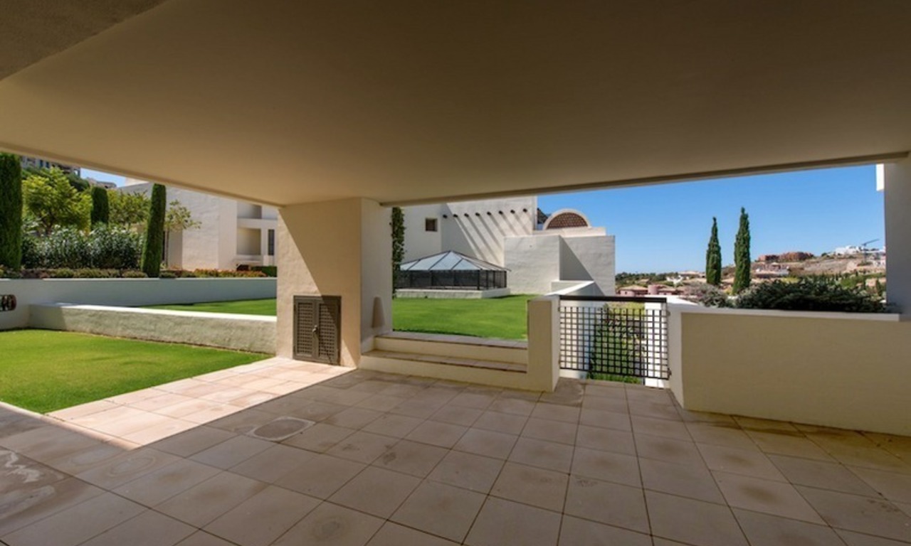 Appartement de style moderne à vendre, dans un complexe de golf dans la zone de Marbella - Benahavis - Estepona 7