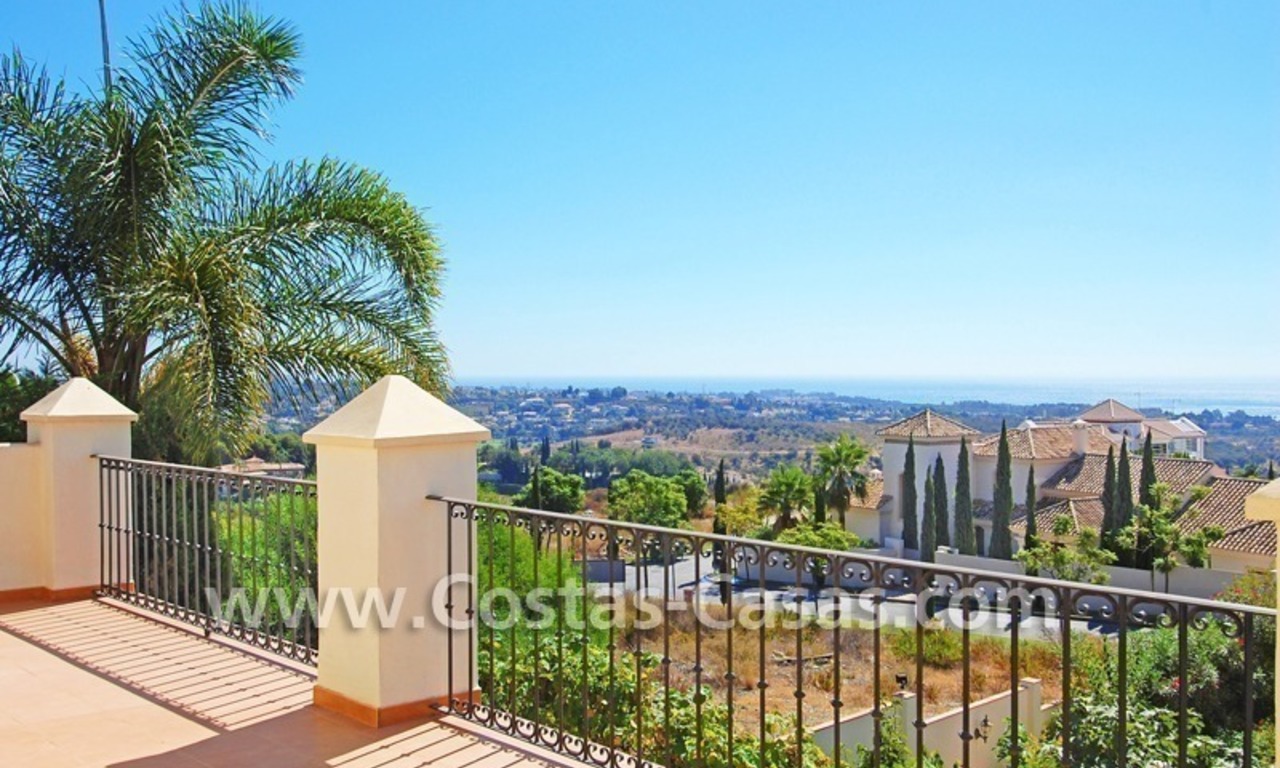 Villa de luxe à vendre, complexe exclusif de golf, Nouvelle Mille d’Or, entre Marbella et Estepona 8