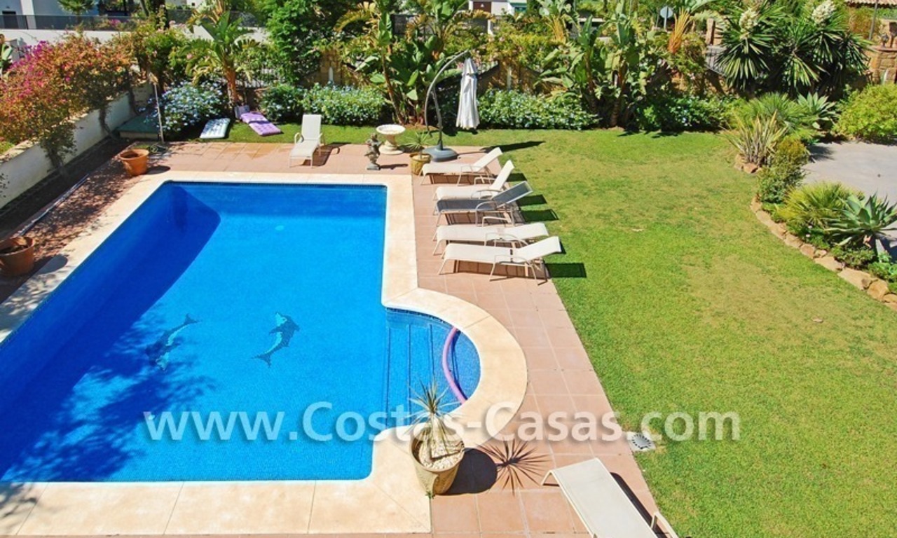 Villa de luxe à vendre, complexe exclusif de golf, Nouvelle Mille d’Or, entre Marbella et Estepona 10