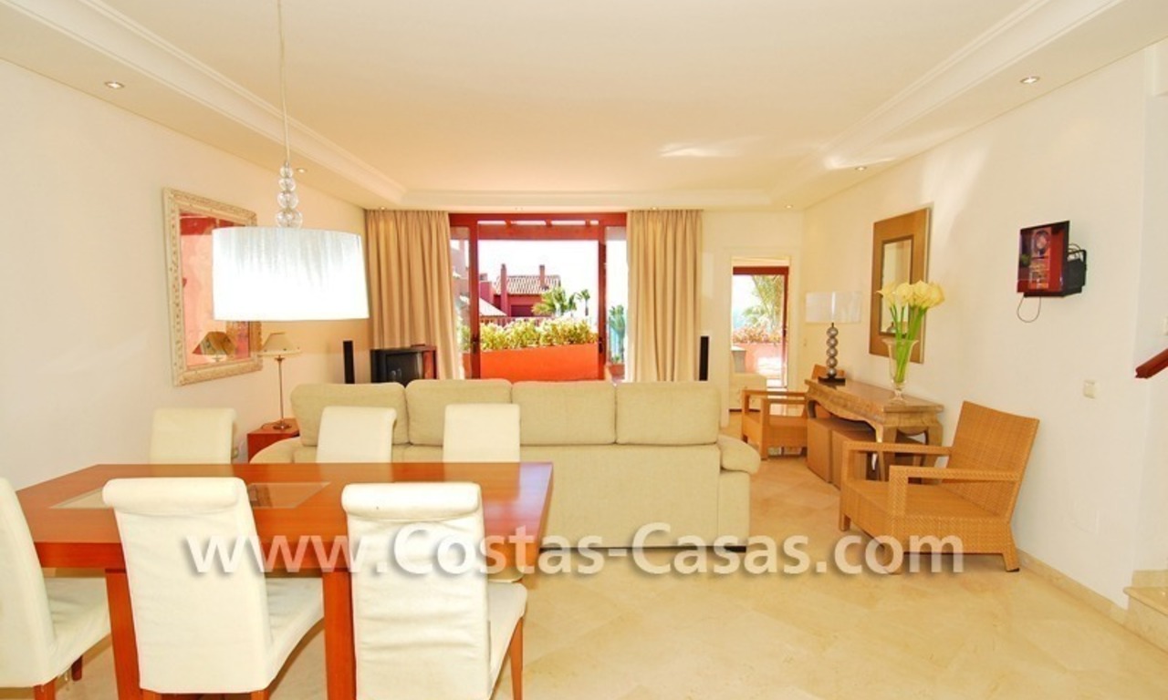 Penthouse duplex de luxe à vendre, dans un complexe en première ligne de plage, nouvelle Mille d' Or, Marbella - Estepona 3