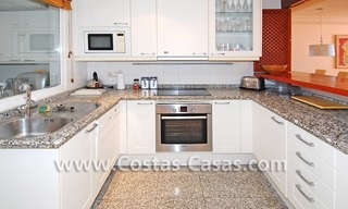 Penthouse duplex de luxe à vendre, dans un complexe en première ligne de plage, nouvelle Mille d' Or, Marbella - Estepona 4