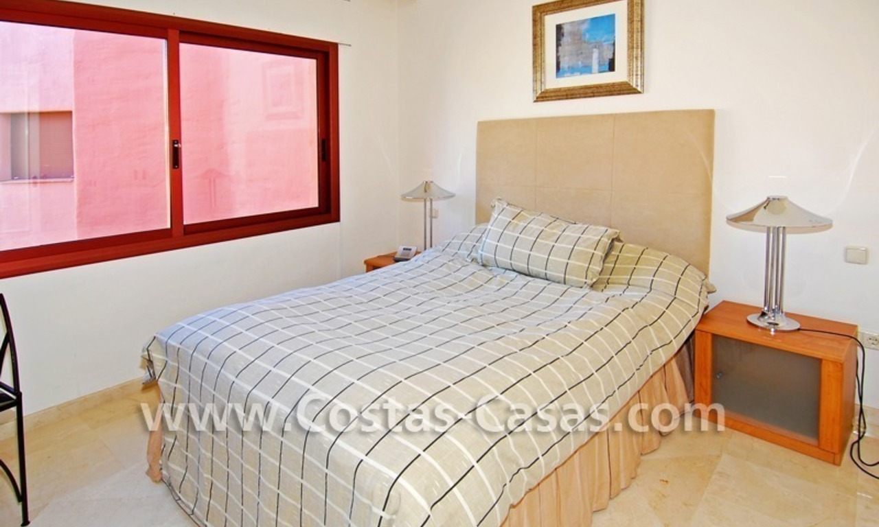 Penthouse duplex de luxe à vendre, dans un complexe en première ligne de plage, nouvelle Mille d' Or, Marbella - Estepona 9