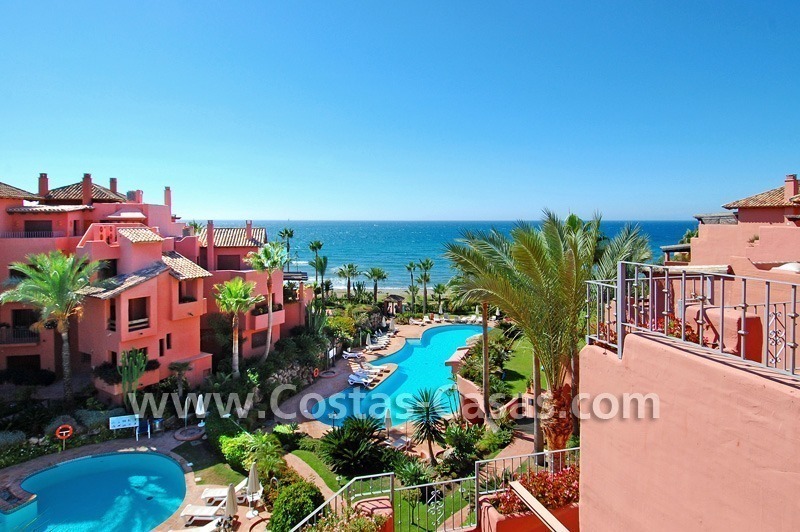 Penthouse duplex de luxe à vendre, dans un complexe en première ligne de plage, nouvelle Mille d' Or, Marbella - Estepona