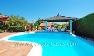 Villa rustique à vendre sur la nouvelle Mille d' Or, Puerto Banús - Marbella, Benahavis - Estepona 2