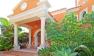 Villa classique de style andalou à acheter, complexe de golf, nouvelle Mille d' Or, Puerto Banús - Marbella, Benahavis - Estepona 5