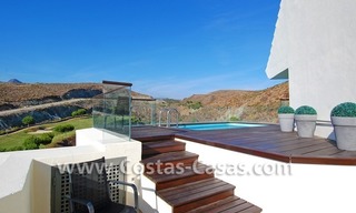 Penthouse moderne de luxe en première ligne de golf dans un complexe de 5 étoiles dans la zone de Benahavis - Estepona - Marbella 5