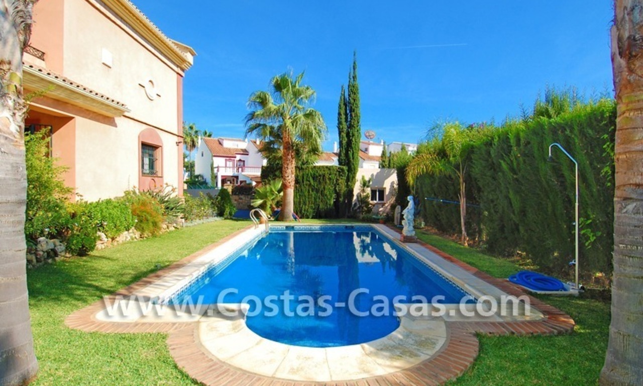 Villa de luxe à vendre dans la zone de Marbella - Estepona - Benahavis 4