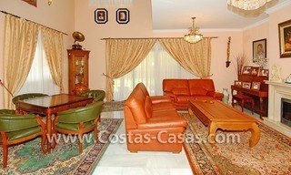 Villa de luxe à vendre dans la zone de Marbella - Estepona - Benahavis 8