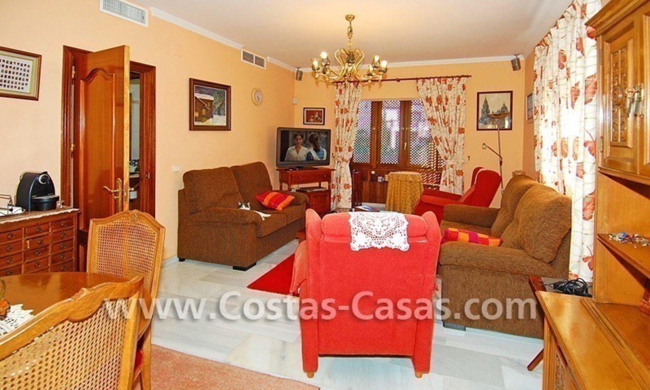 Villa de luxe à vendre dans la zone de Marbella - Estepona - Benahavis 9