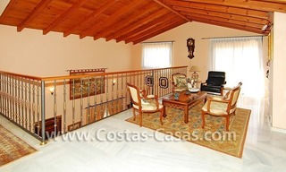 Villa de luxe à vendre dans la zone de Marbella - Estepona - Benahavis 12