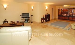 Bonne affaire! Villa de style classique à vendre dans Nueva Andalucía - Marbella 26