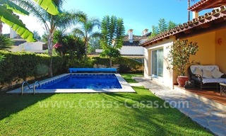 Bonne affaire! Villa de style classique à vendre dans Nueva Andalucía - Marbella 1