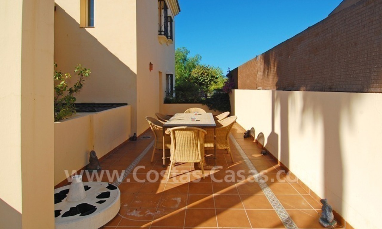 Bonne affaire! Villa de style classique à vendre dans Nueva Andalucía - Marbella 3