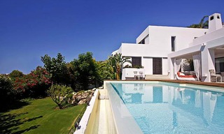 Opportunité! Villa moderne de style contemporain à acheter à Marbella - Benahavis 5