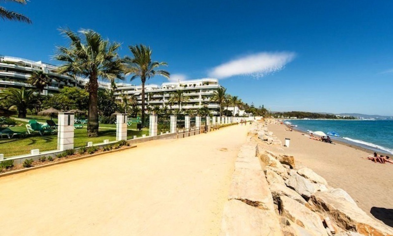 Appartement à vendre près de la plage sur la Mille d' Or à Marbella 12