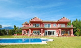 Villa classique de luxe à acheter dans Nueva Andalucía - Puerto Banús - Marbella 1