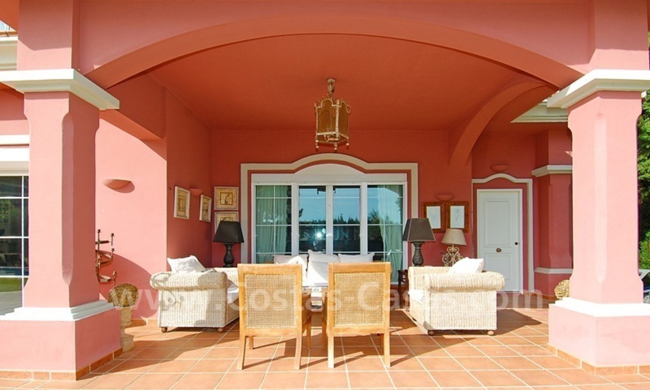 Villa classique de luxe à acheter dans Nueva Andalucía - Puerto Banús - Marbella 3