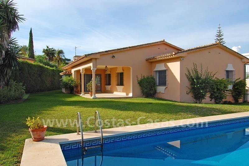 Villa andalouse à vendre dans Nueva Andalucía - Puerto Banús - Marbella