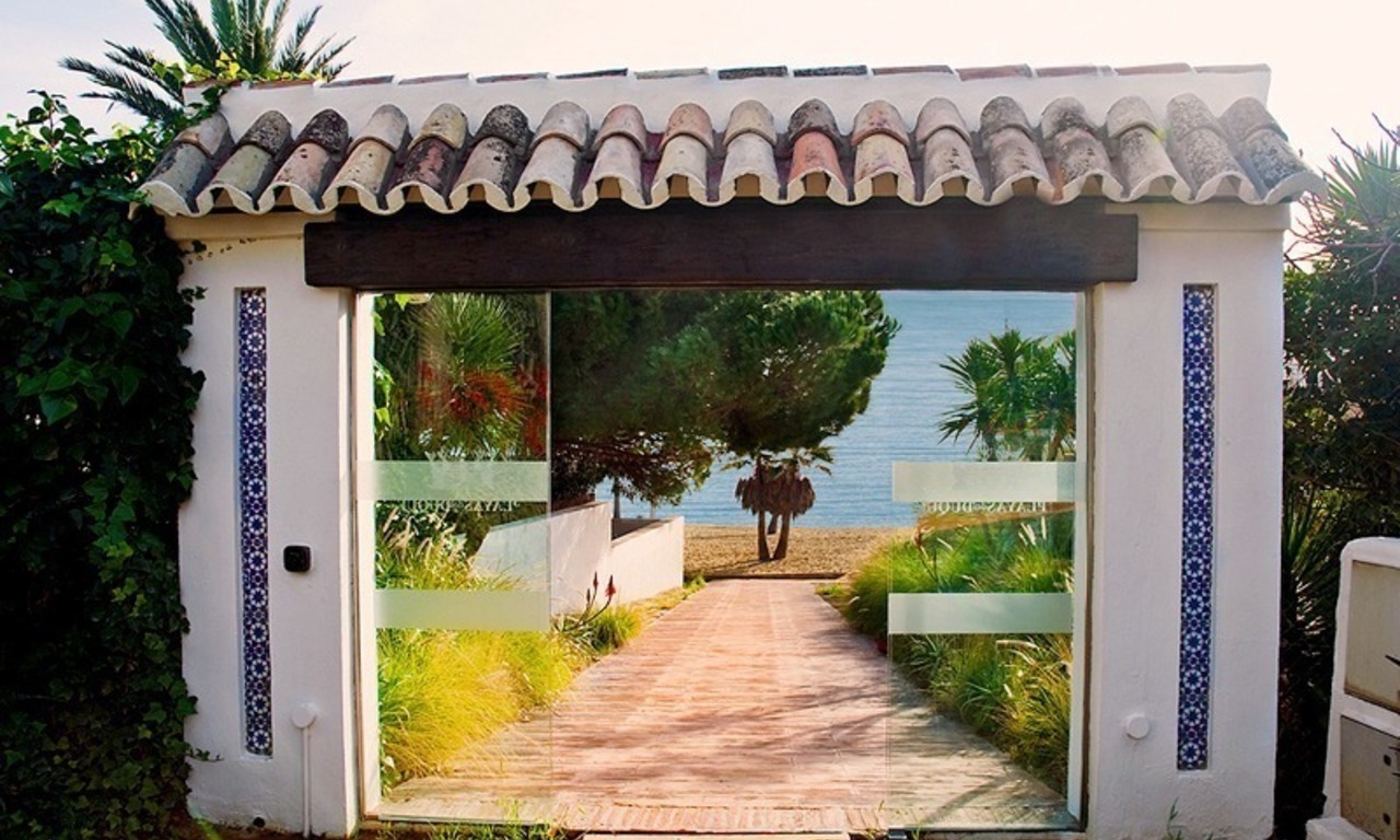 Appartement unique de luxe en première ligne de plage à vendre à Puerto Banús - Marbella 18