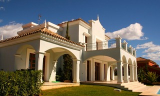Villa de luxe à vendre près d' un parcours de golf à Marbella 2