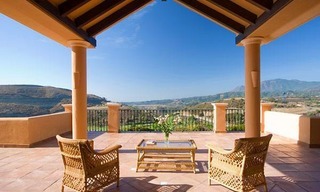 Villa/manoir de luxe en vente sur un parcours de golf dans la région de Marbella - Benahavis 0