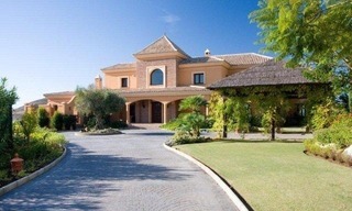 Villa/manoir de luxe en vente sur un parcours de golf dans la région de Marbella - Benahavis 1